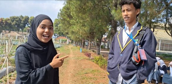 Siswa Madrasah Aliyah (Ma) Yuppi Soreang Bersama Mahasiswa Magang Fakultas Pertanian Universitas Andalas