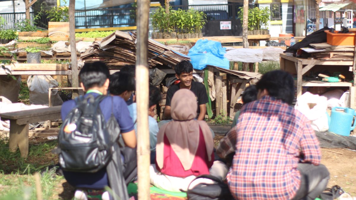 Ogah Jadi Pelamar Kerja, Mahasiswa Pertanian Unand Rintis Bisnis Pembibitan Mandiri di Padang