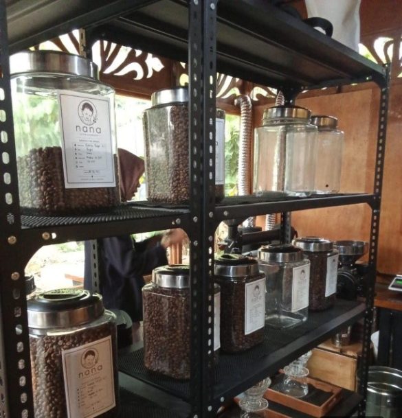 nana coffee